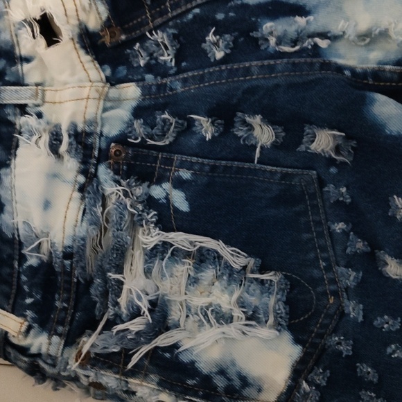 Calvin Klein jeans beyond distressed extreme distressed size8 highrise - Picture 8 of 12